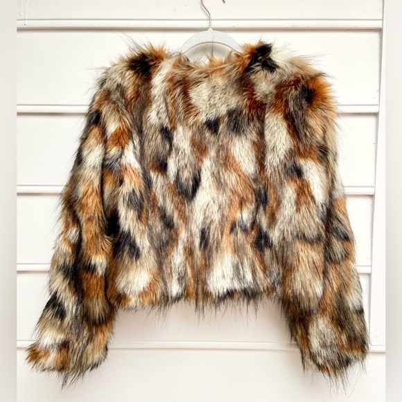 Forever 21 Faux Fur Jacket - Picture 2 of 7